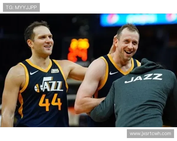 罗伊斯奥尼尔谈上赛季球队战术失衡攻防失衡问题